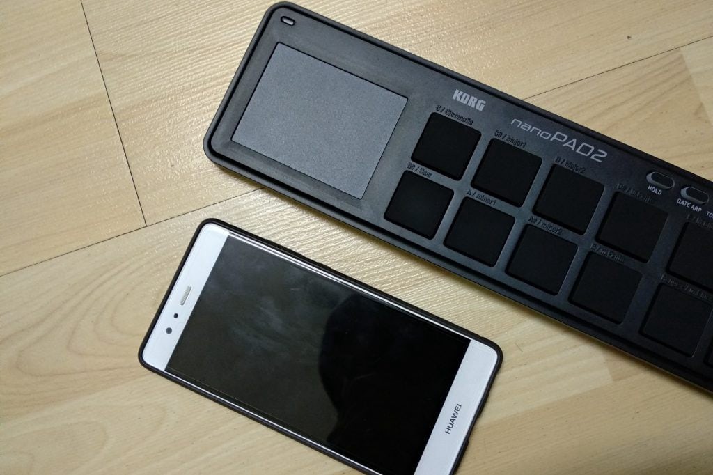 KORG nanoPAD2 and Smartphone Comparison